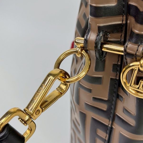 FENDI Mon Tresor 經典老花撞色水桶包 大號-6