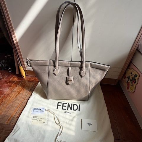 Fendi Origami Medium 中號