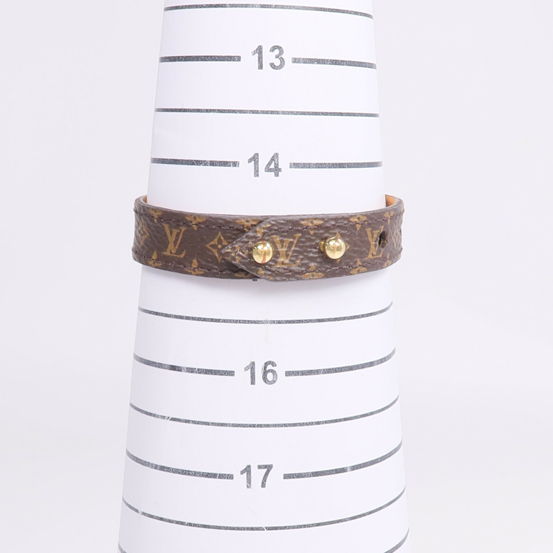 LOUIS VUITTON Monogram Essential V Bracelet手帶-11