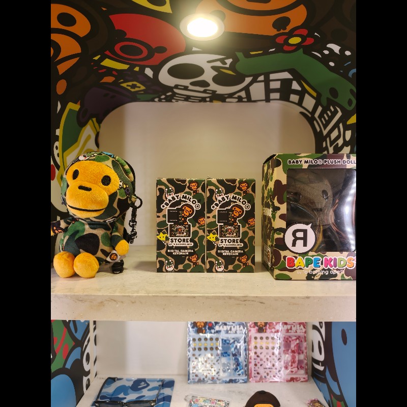 現貨在台，日本帶回bape相機盲盒，有6種，可以插記憶卡拍照-5