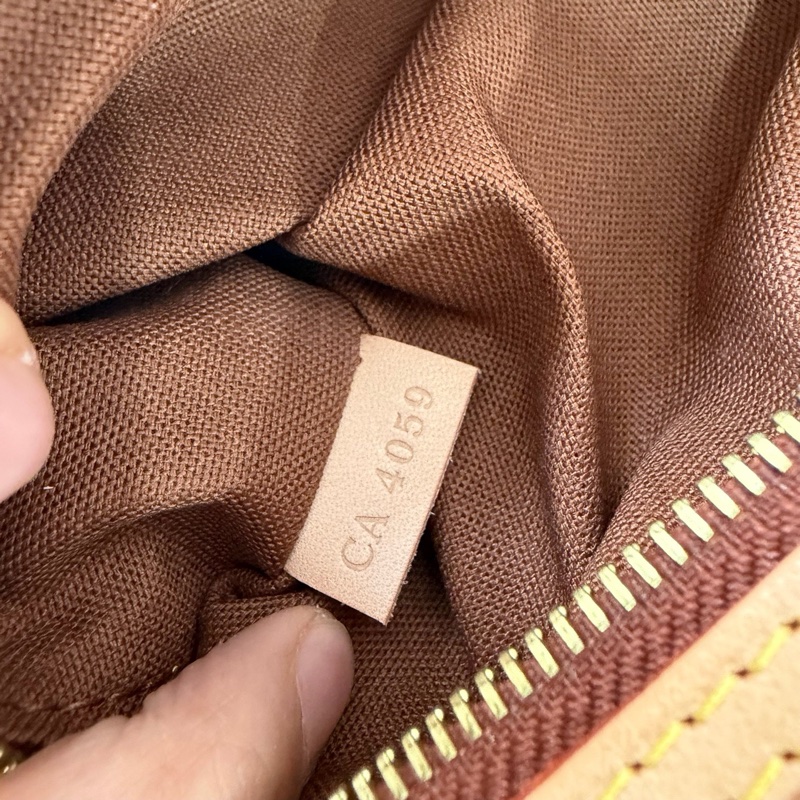 Louis Vuitton 男士大號老花郵差包  無附件-6