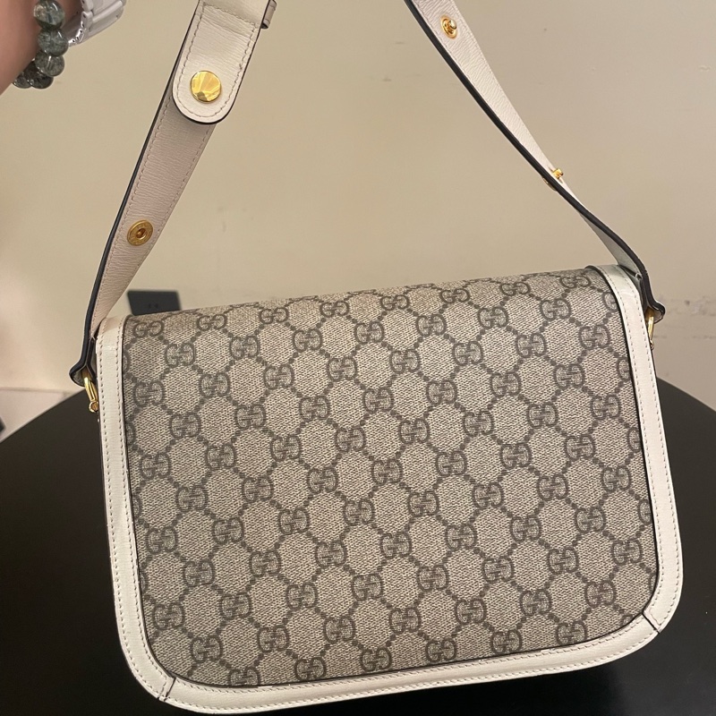 Gucci/古馳1955馬銜扣馬鞍包💟白色皮革鑲邊，肩帶可調節，單肩/斜挎 尺寸約25x18x8cm-1