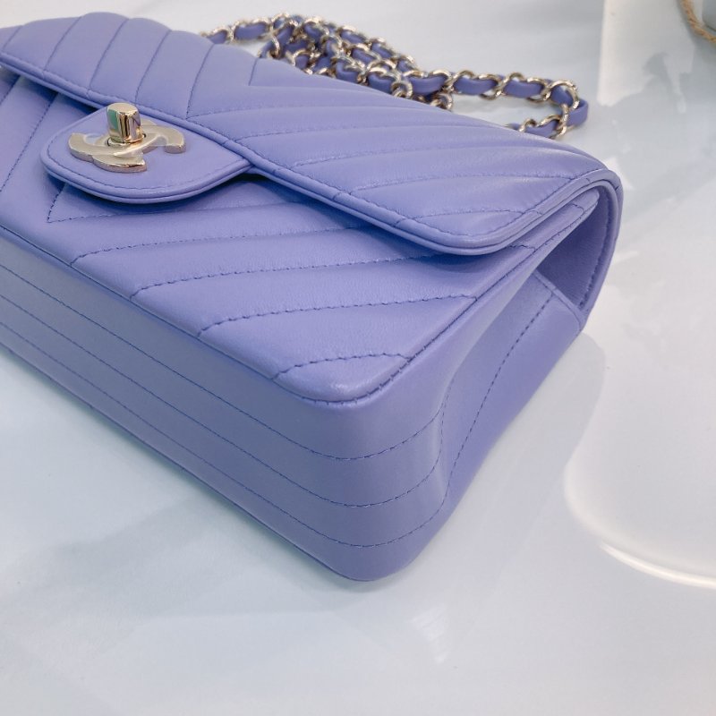 MS0678	Chanel 香奈兒小號翻蓋式鍊帶包包 Classic Flap Mini Rectangle 20cm Chevron Lambskin-22