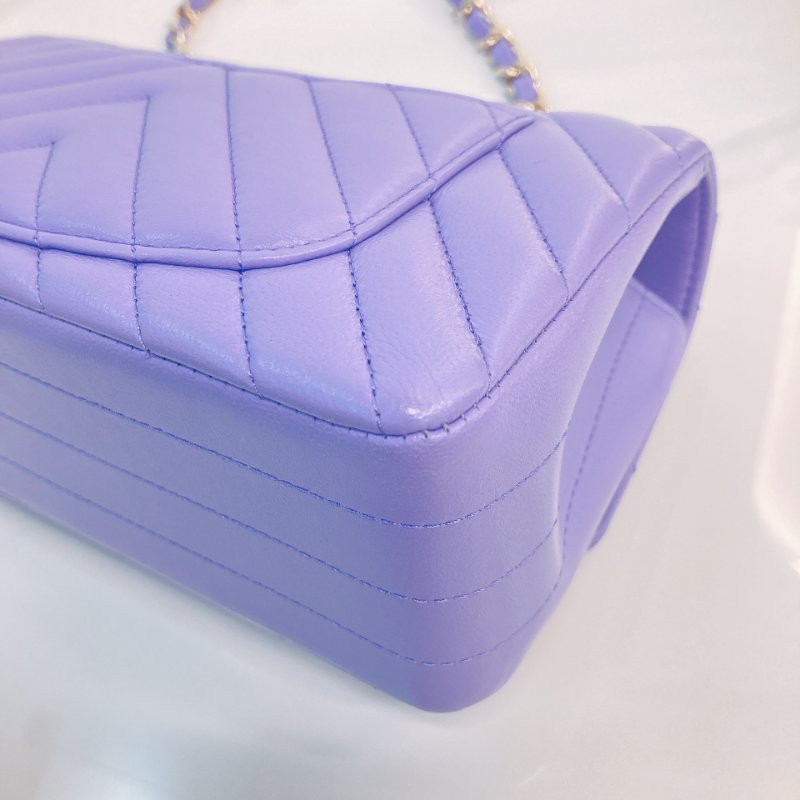 MS0678	Chanel 香奈兒小號翻蓋式鍊帶包包 Classic Flap Mini Rectangle 20cm Chevron Lambskin-24