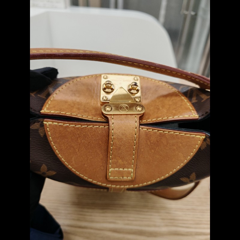 Lv duffle bag-23