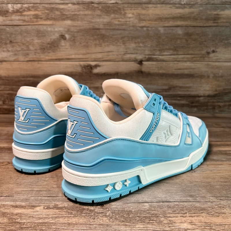 LV路易威登 trainer 天空藍 baby blue 白藍 北卡藍 42碼-2