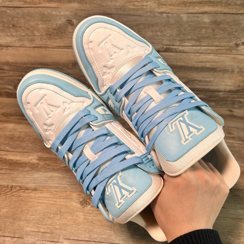 LV路易威登 trainer 天空藍 baby blue 白藍 北卡藍 42碼-4