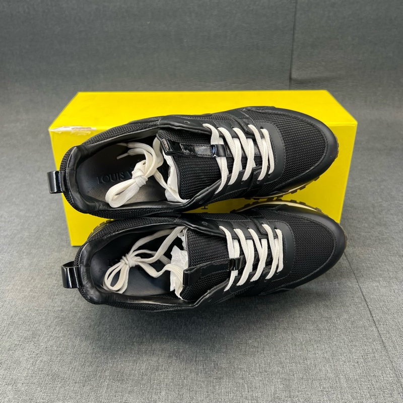 Louis Vuitton路易威登 runaway 黑色運動鞋 36碼-3