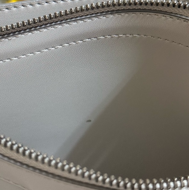 CHARLES & KEITH托特包_小CK-19