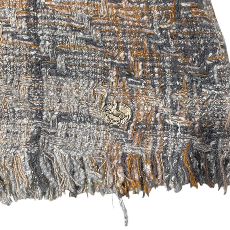 CHANEL 香奈兒 V領粗花呢上衣 羊毛混紡 米棕色 金釦 SIZE:36-8