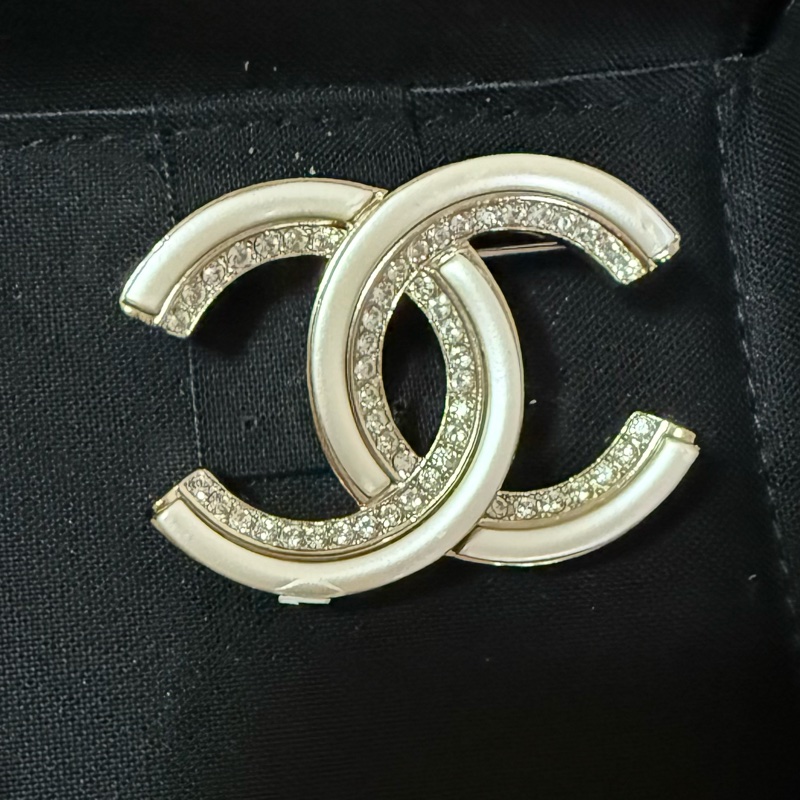 Chanel 雙c 正品 銀白雙層帶鑽 胸針 香奈兒-0