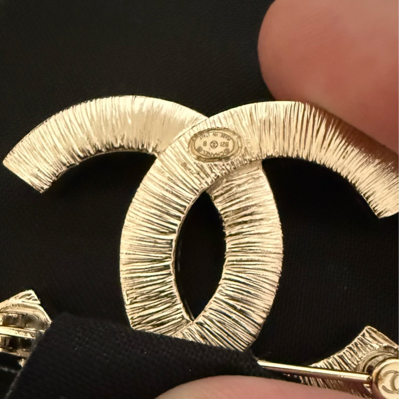 Chanel 雙c 正品 銀白雙層帶鑽 胸針 香奈兒-4