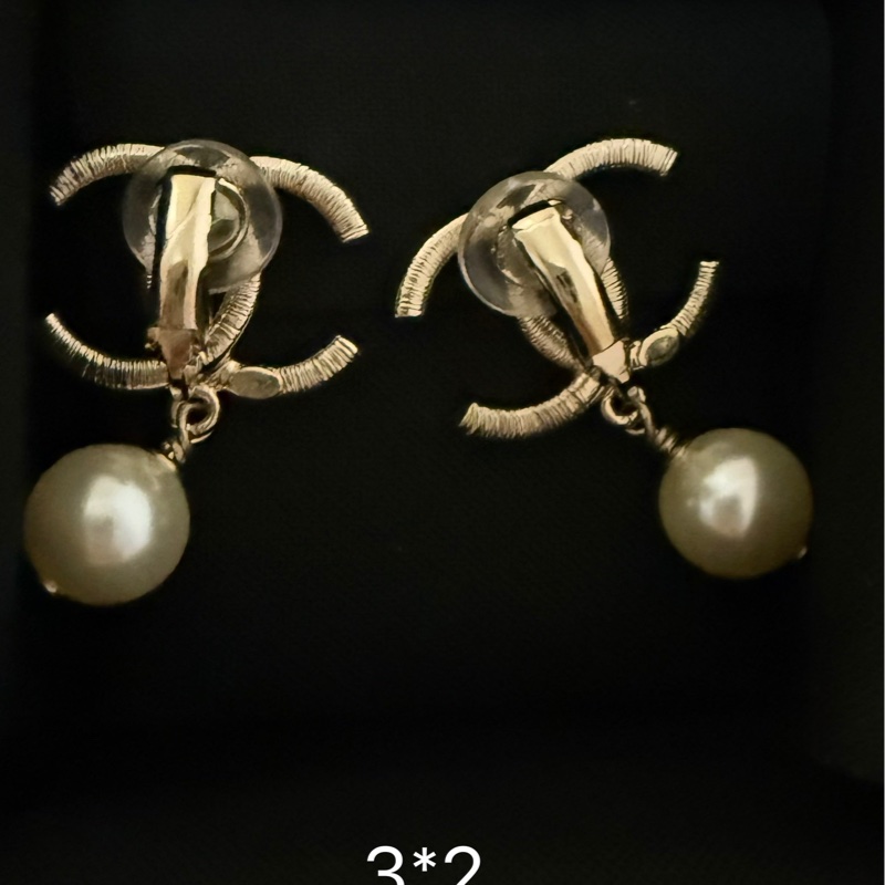 稀有全新 夾式chanel 香奈兒 雙c 垂墜式 珍珠耳環-5