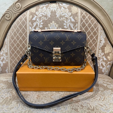 LV 原花金釦Pochette Metis East West手提肩斜背郵差包M46279