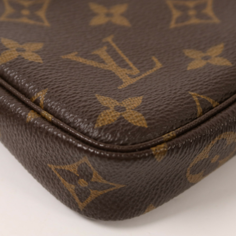 LOUIS VUITTON Monogram Mini Pochette Accessoires鏈帶手挽袋-9