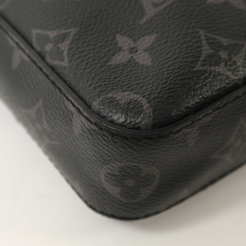 LOUIS VUITTON Monogram Eclipse Reverse Trio Messenger肩背袋-10