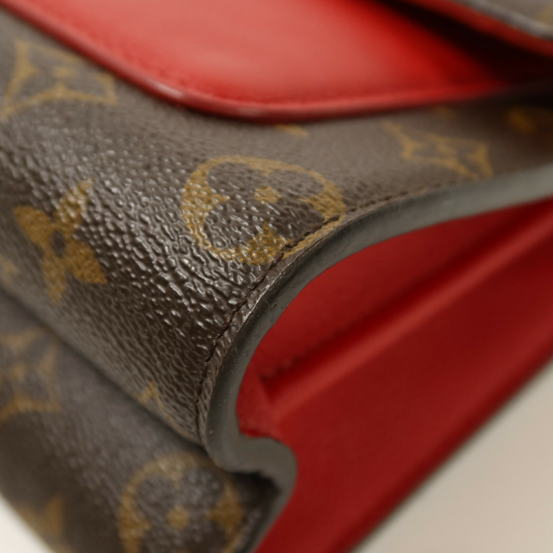 LOUIS VUITTON Monogram Victoire鏈帶肩背袋-10