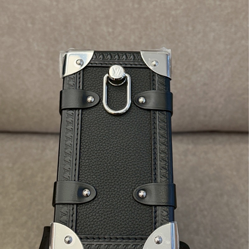 LV新款side trunk-1