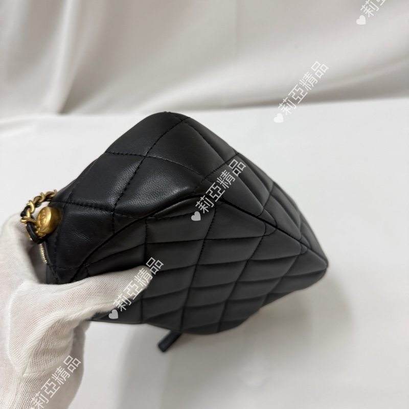 莉亞精品♡ Chanel 珍珠鏈相機包 二手美包-8