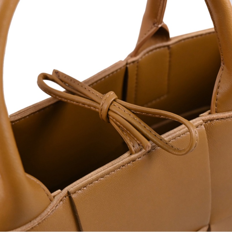 BOTTEGA VENETA BV Mini Arco Tote Bag 迷你托特包-3