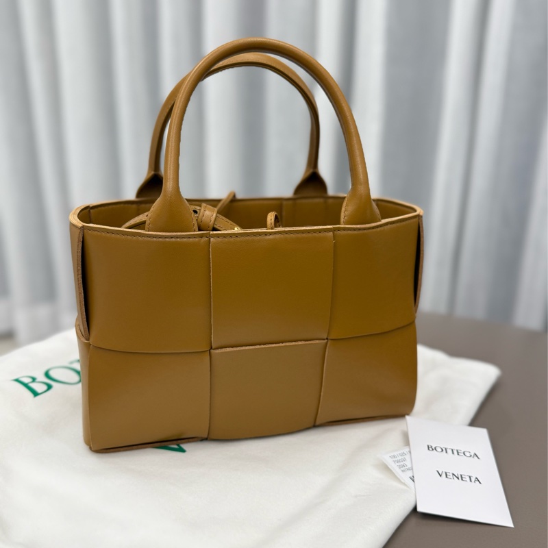 BOTTEGA VENETA BV Mini Arco Tote Bag 迷你托特包-7