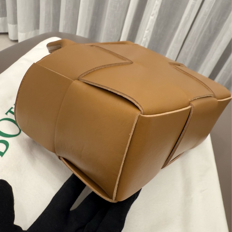 BOTTEGA VENETA BV Mini Arco Tote Bag 迷你托特包-10