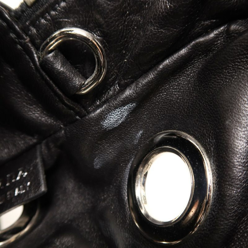 PRADA 牛皮皮革Rivet鏈帶肩背袋-18