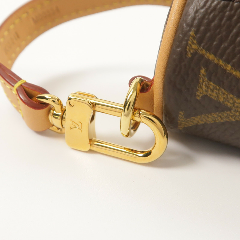 LOUIS VUITTON Monogram Micro Papillon零錢包-11
