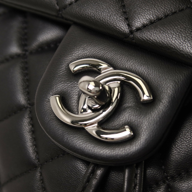 CHANEL 羊皮皮革Urban Spirit Backpack鏈帶背包-11