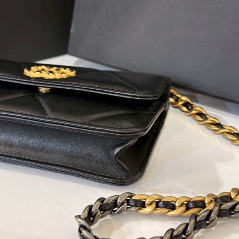 🛼CHANEL香奈兒經典黑金19bag羊皮菱格紋woc鏈條發財包-14