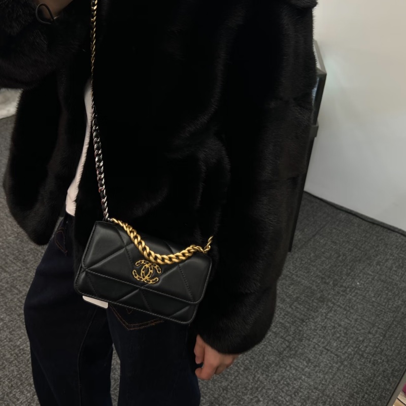 🛼CHANEL香奈兒經典黑金19bag羊皮菱格紋woc鏈條發財包-32