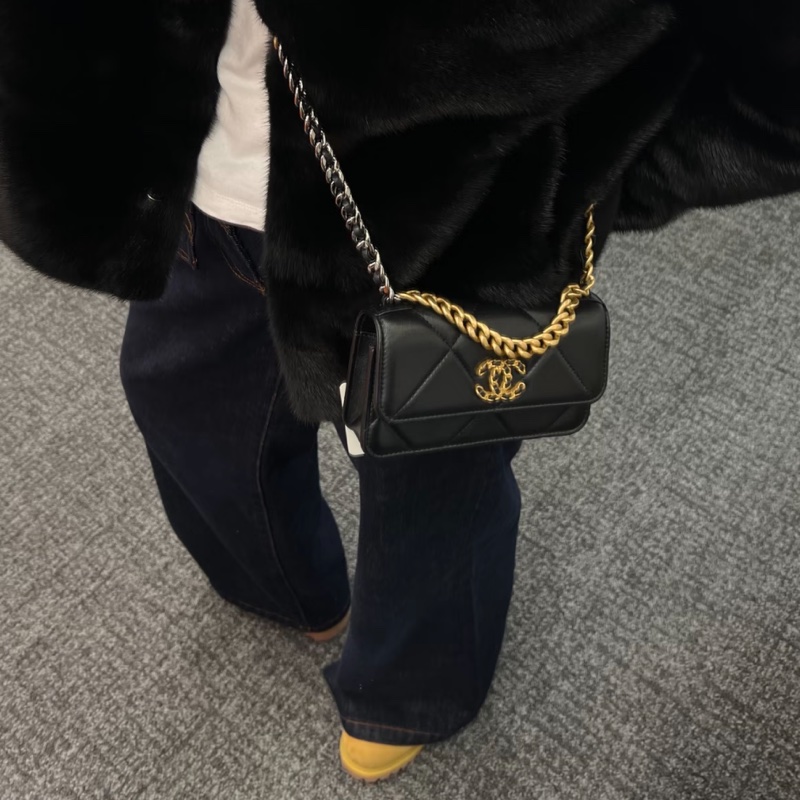 🛼CHANEL香奈兒經典黑金19bag羊皮菱格紋woc鏈條發財包-33