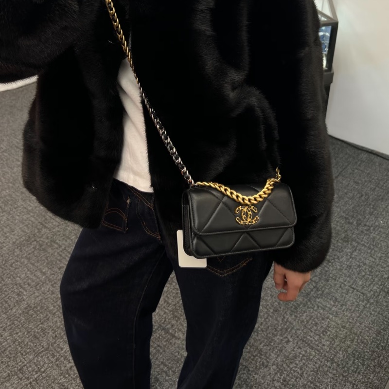 🛼CHANEL香奈兒經典黑金19bag羊皮菱格紋woc鏈條發財包-34