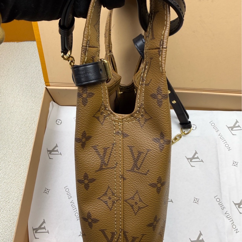 LV 全新現貨帶票，菜籃子小號-2