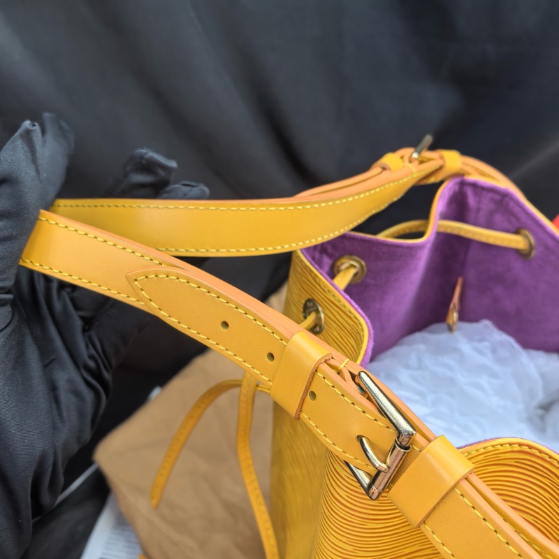 LV路易威登 NOE小號黃色水波紋抽繩水桶-4