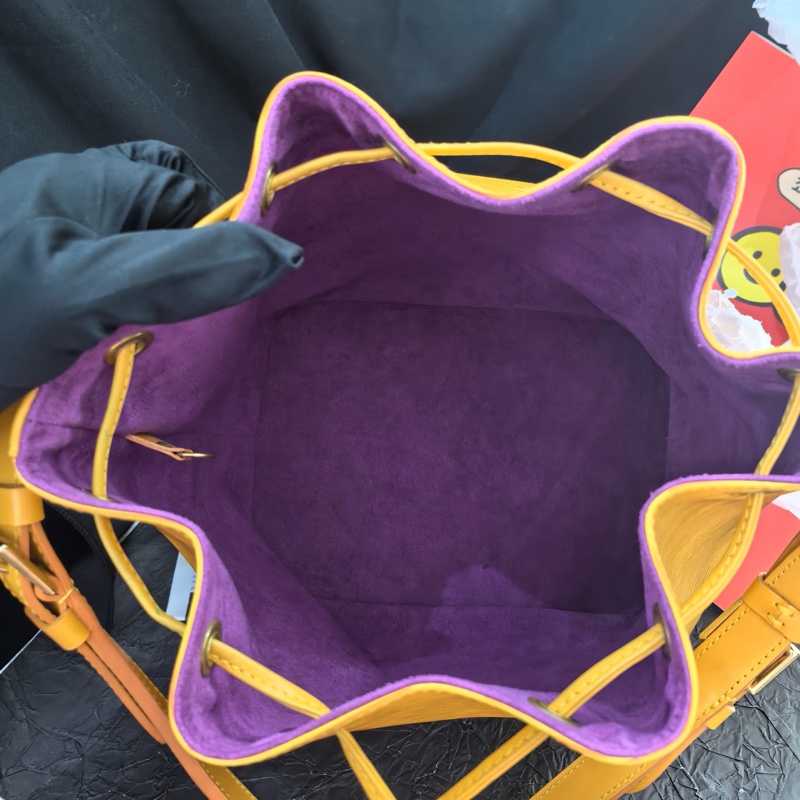 LV路易威登 NOE小號黃色水波紋抽繩水桶-6