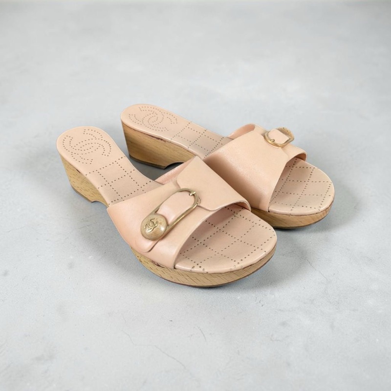 莉亞精品♡ Chanel 粉膚木底拖鞋 #37.5 二手-0