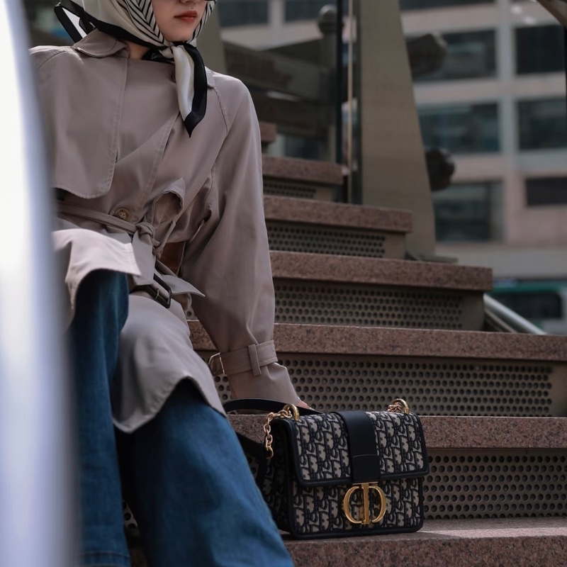 DIOR迪奧老花刺繡金扣Montaigne蒙田30🧳-9