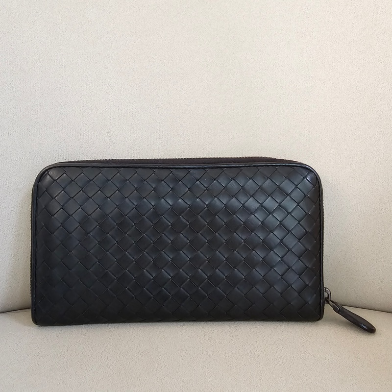 BV 黑色寬版拉鍊長夾-1