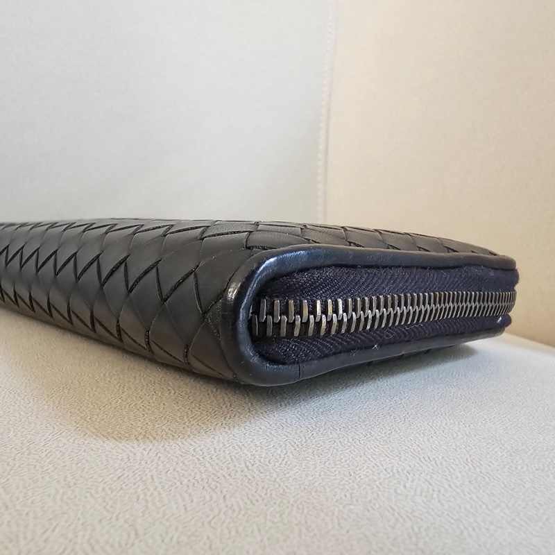 BV 黑色寬版拉鍊長夾-4