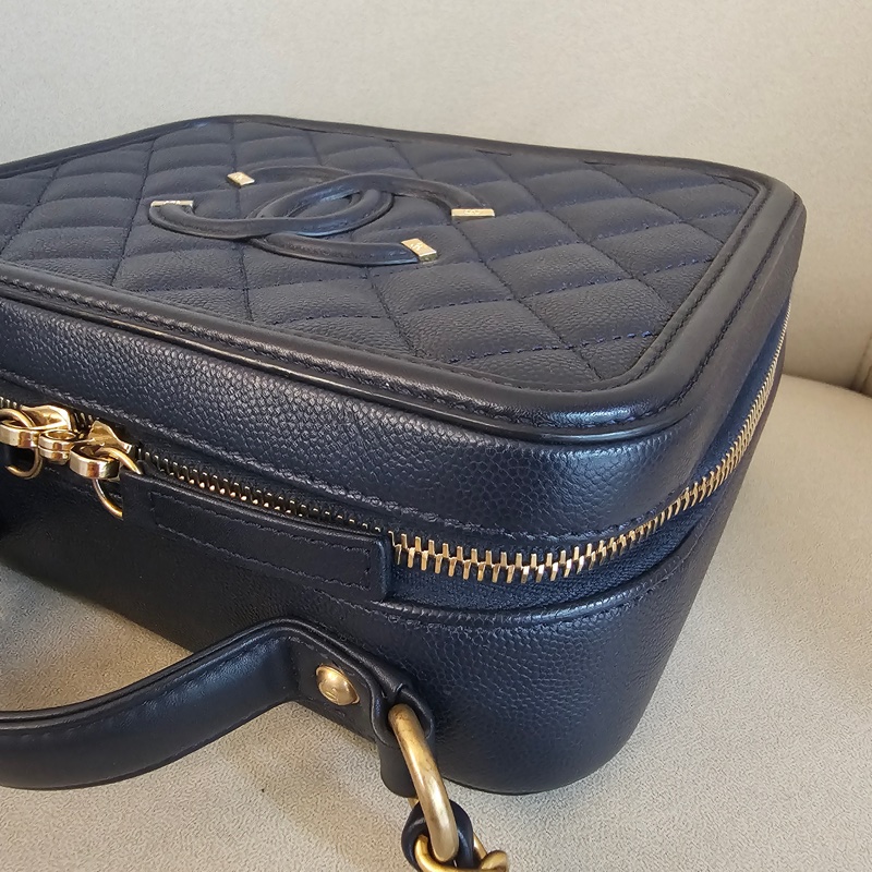 Chanel vanity21 藍色荔枝-5