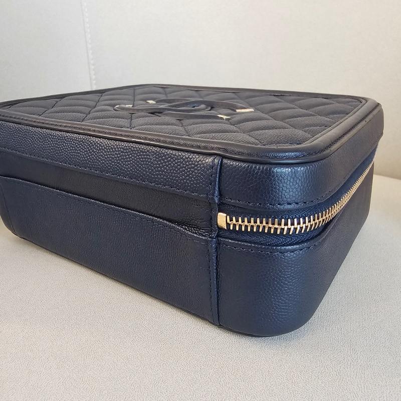 Chanel vanity21 藍色荔枝-8