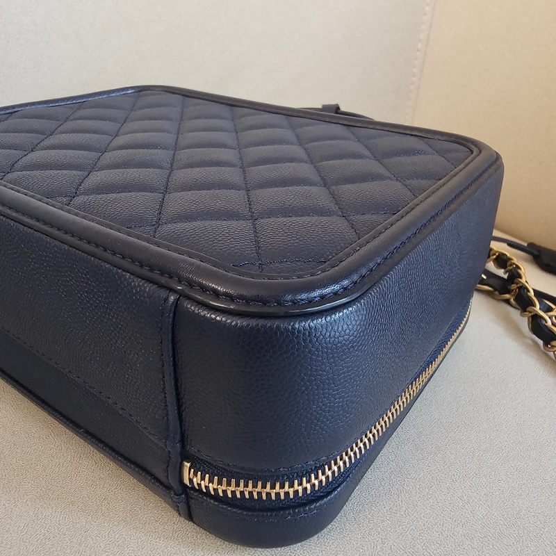 Chanel vanity21 藍色荔枝-11