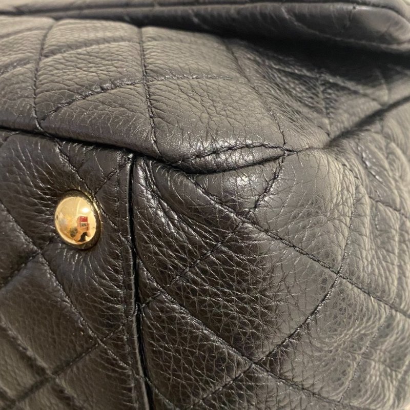 Chanel 超大型 黑金牛XXL機場包 MAXI機場包-13