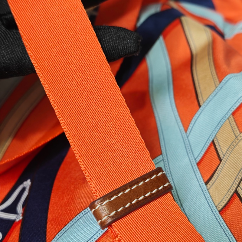 Hermes 絲巾後背包-26