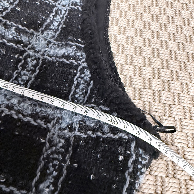 全新/ Chanel✨黑藍格亮片花呢百搭背心 #38-12