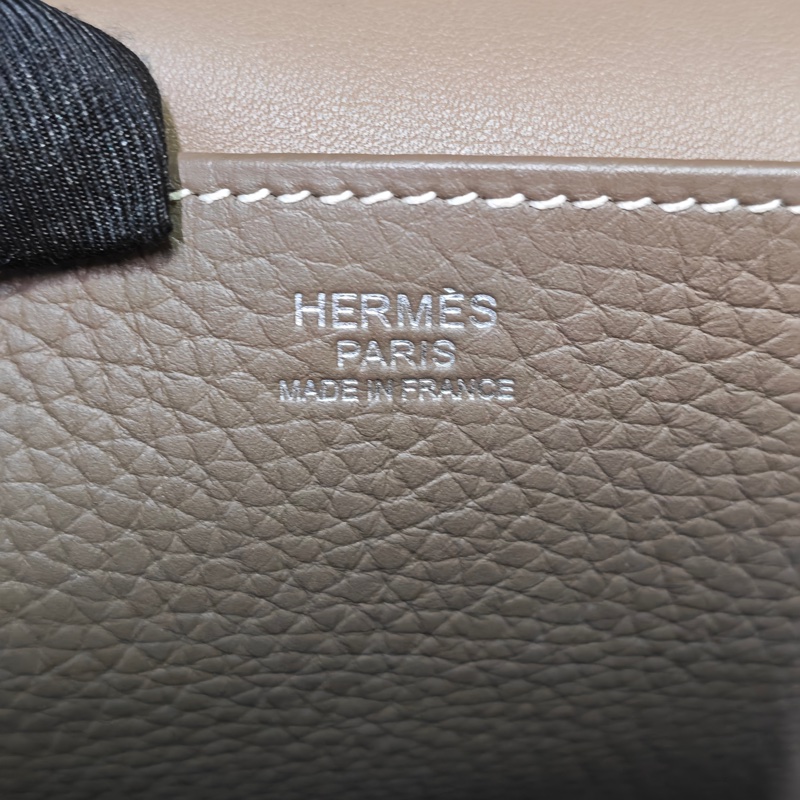Hermes 愛馬仕大象灰Halzan 31有購證-23