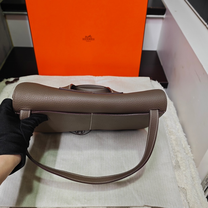 Hermes 愛馬仕大象灰Halzan 31有購證-46