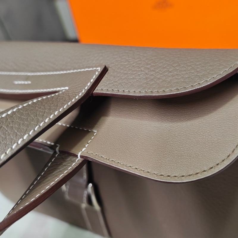 Hermes 愛馬仕大象灰Halzan 31有購證-48