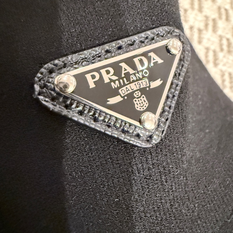 PRADA✨酷颯高領拉鍊三角標無袖上衣背心 #38-4